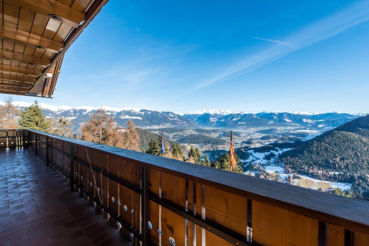 Gasthof Hoerschwang San Lorenzo di Sebato Exterior photo
